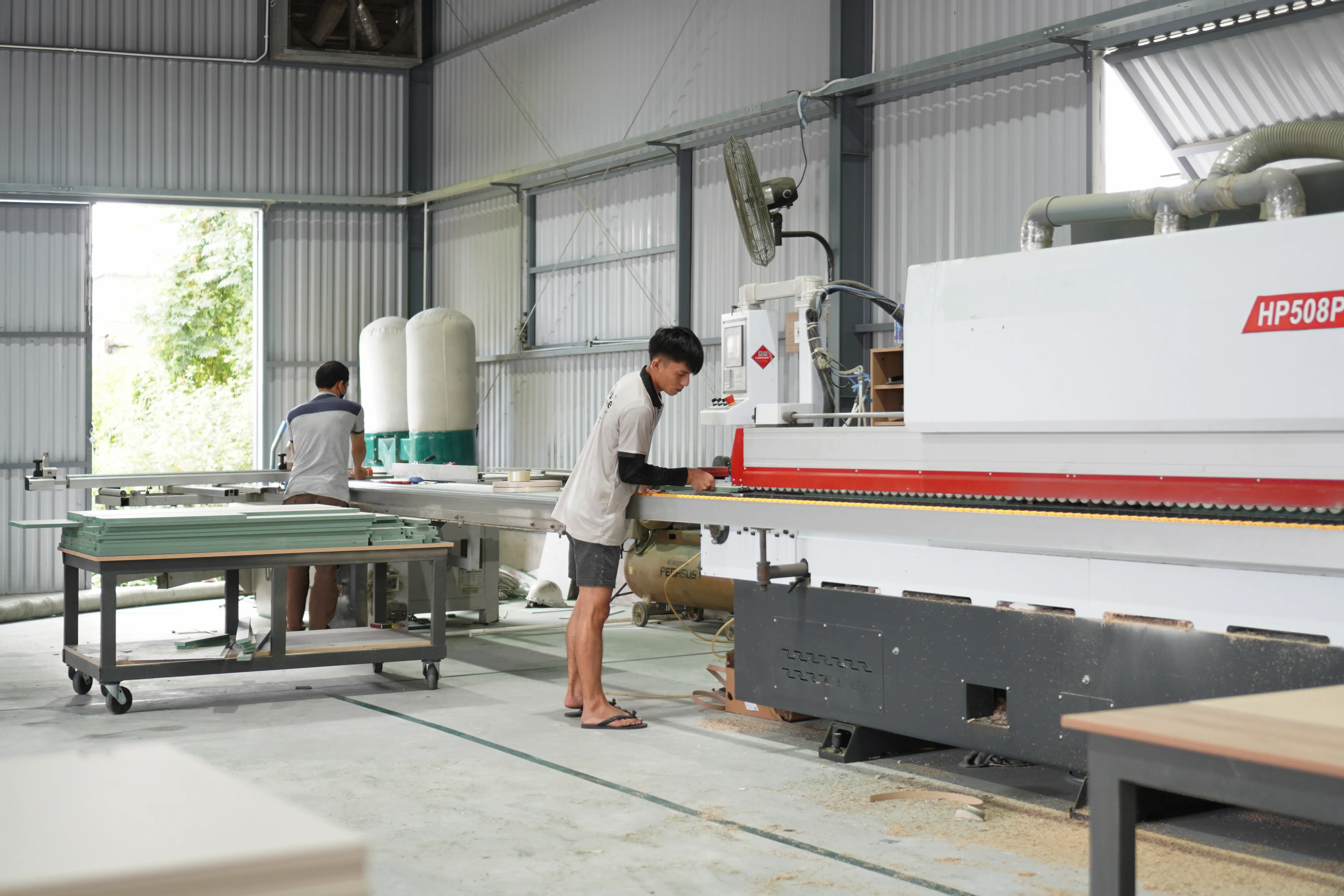 Máy CNC trung tâm